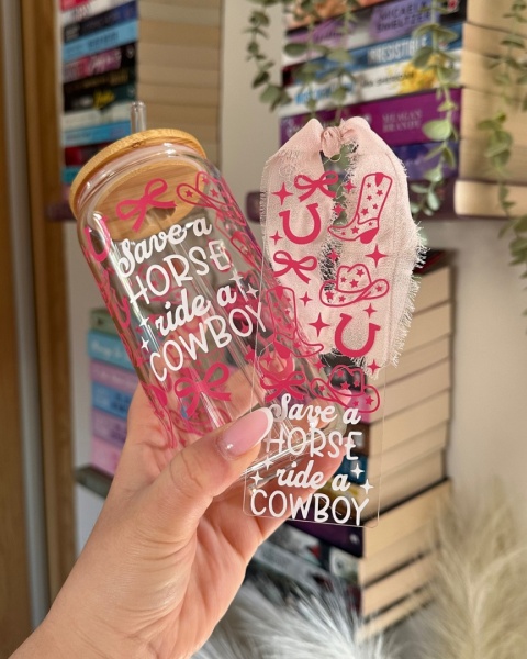 Kubek z bambusową pokrywką - save a horse ride a cowboy Kubek z bambusową pokrywką - save a horse ride a cowboy